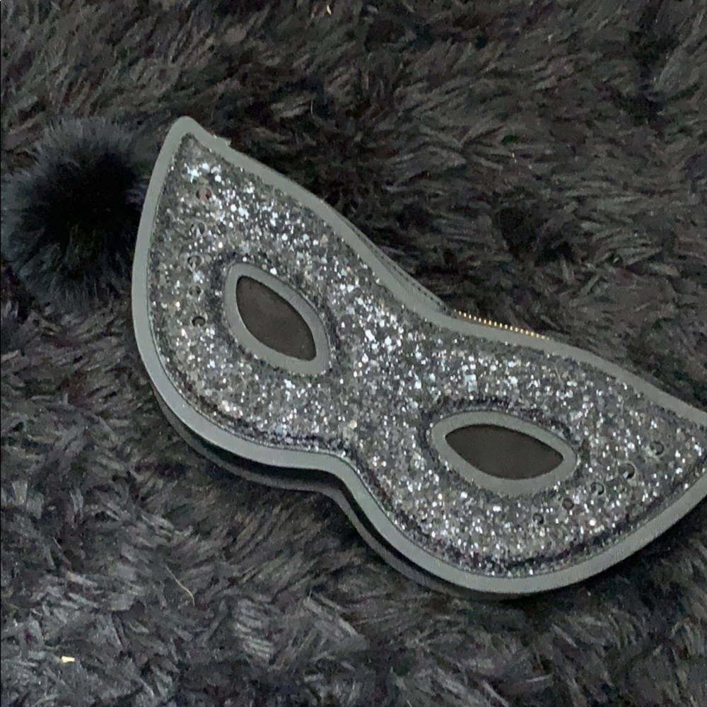 Kate Spade Mask Crossbody/Clutch